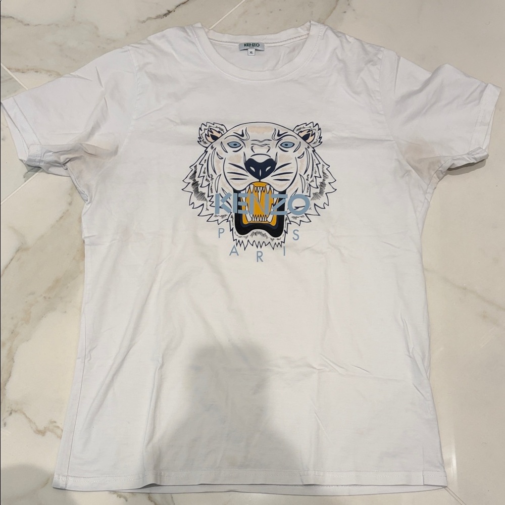 Kenzo White T-Shirt with Tiger Motif